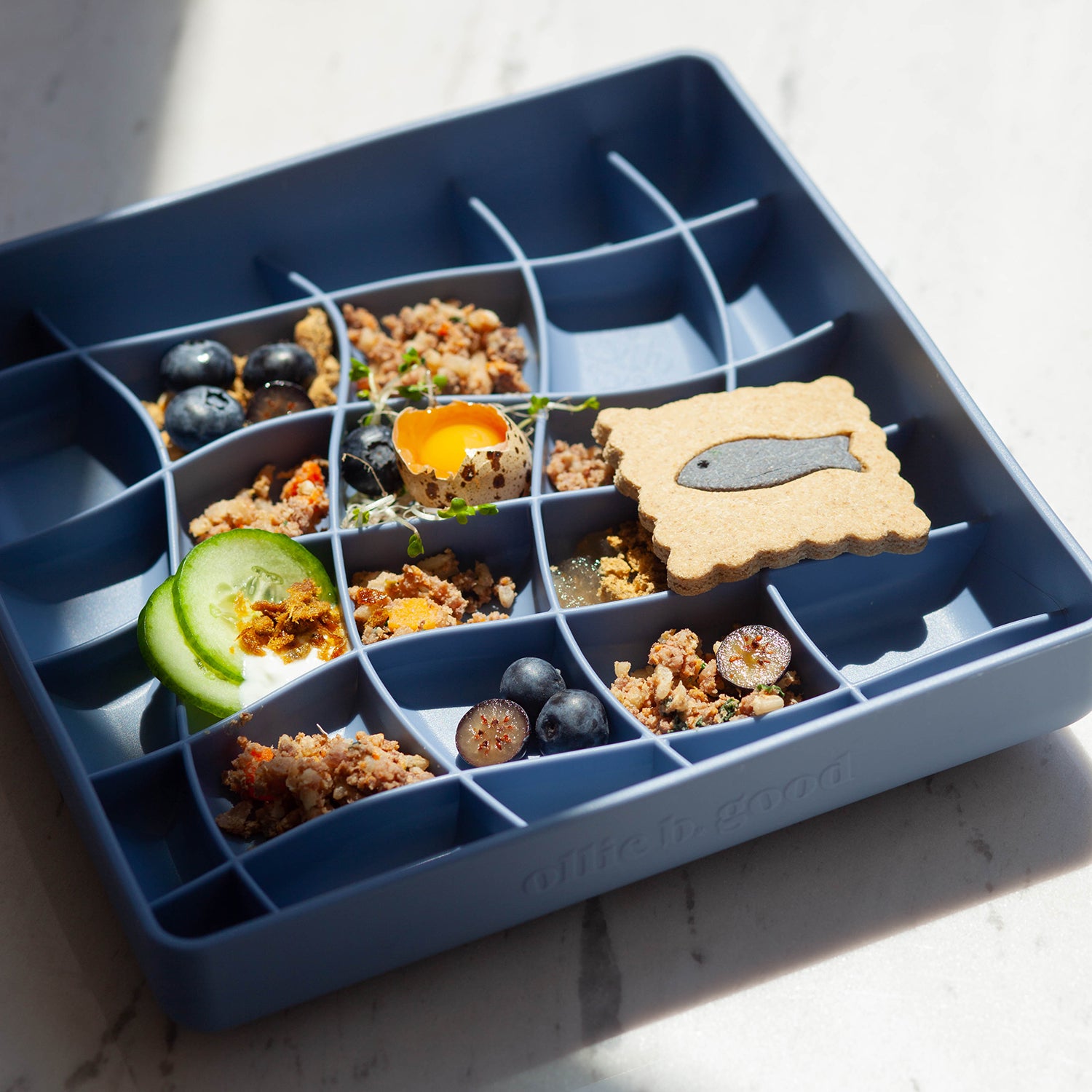 Ollie B. Good Wavies Feeder | Spirulina