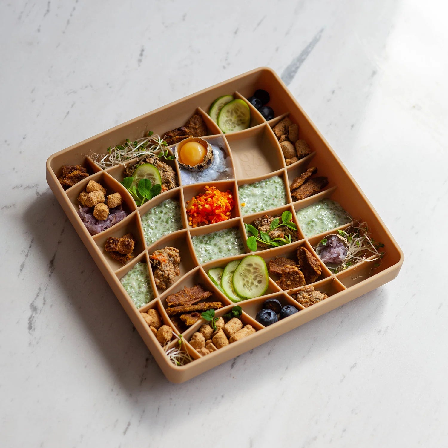 Ollie B. Good Wavies Feeder | Mushroom